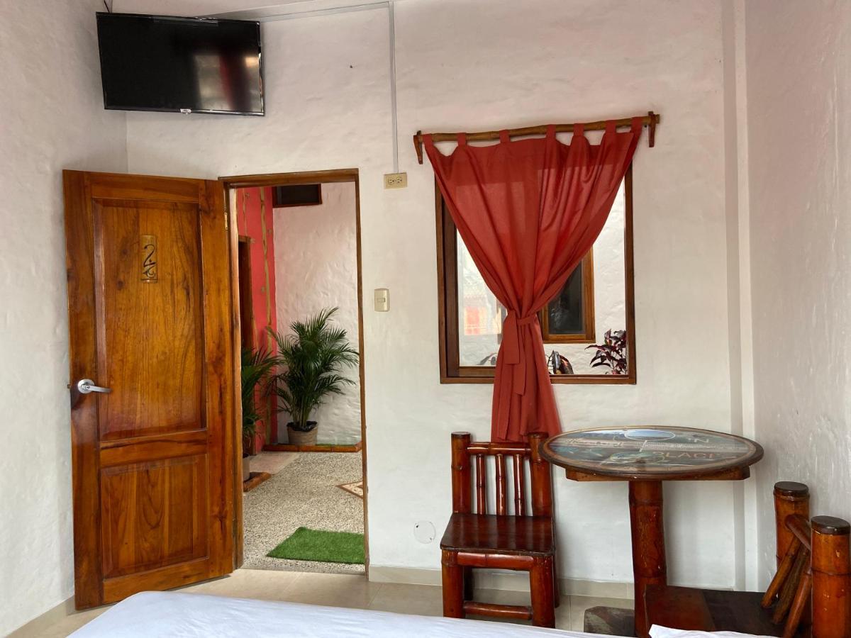 Bed and breakfast Karukera Montañita